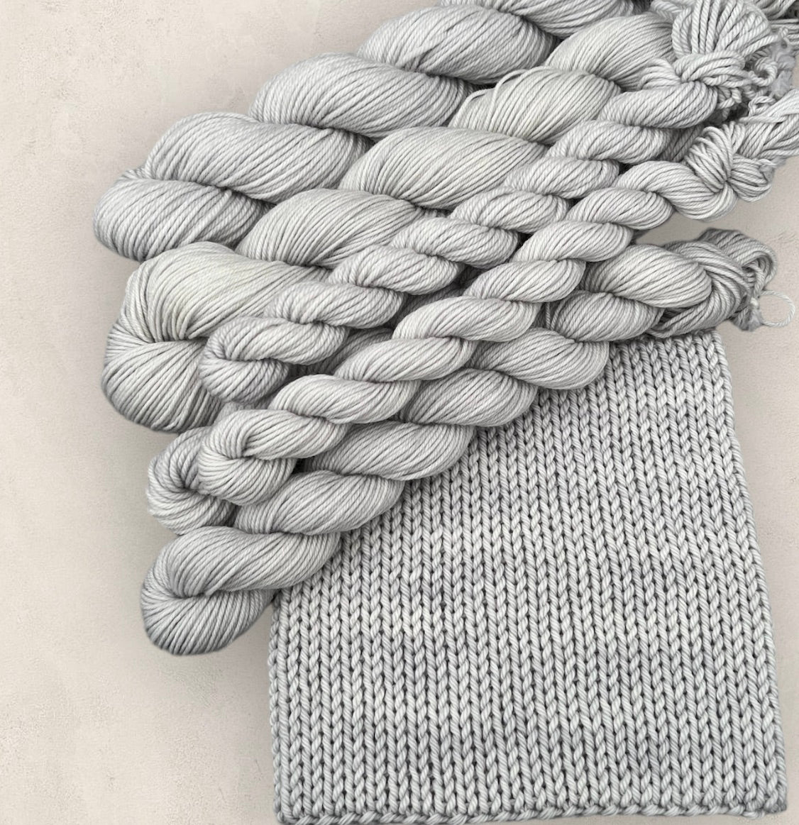 4 Ply or DK Yarn 100g- 50g - 20g -10g Pearl Grey P75 image 3