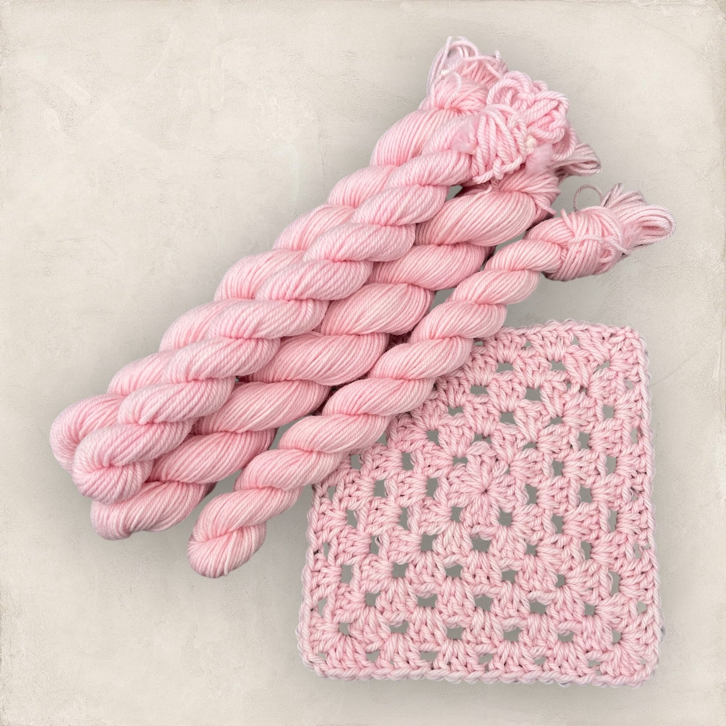 4 Ply or DK Yarn 100g- 50g - 20g -10g Pastel Pink Pink P345