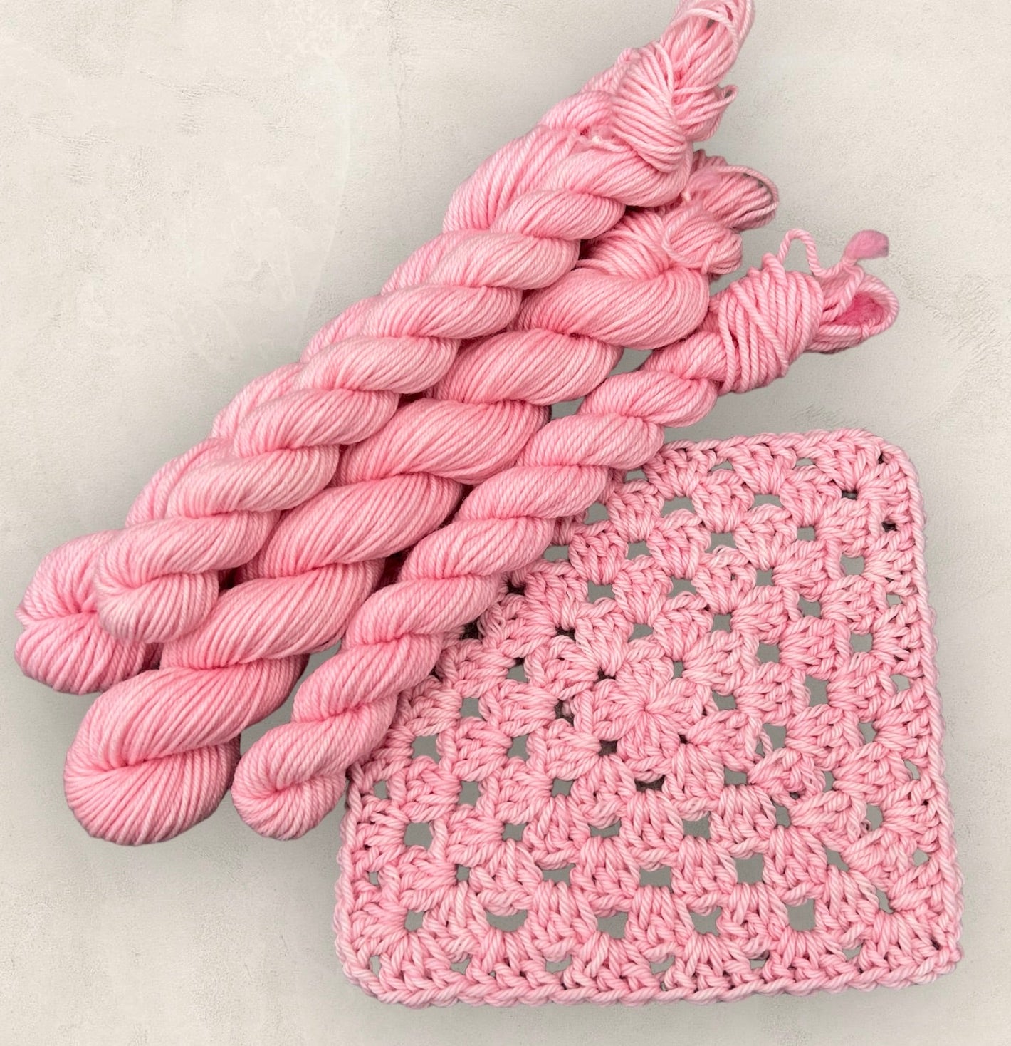 4 Ply or DK Yarn 100g- 50g - 20g -10g Candy Pink P81 image 4