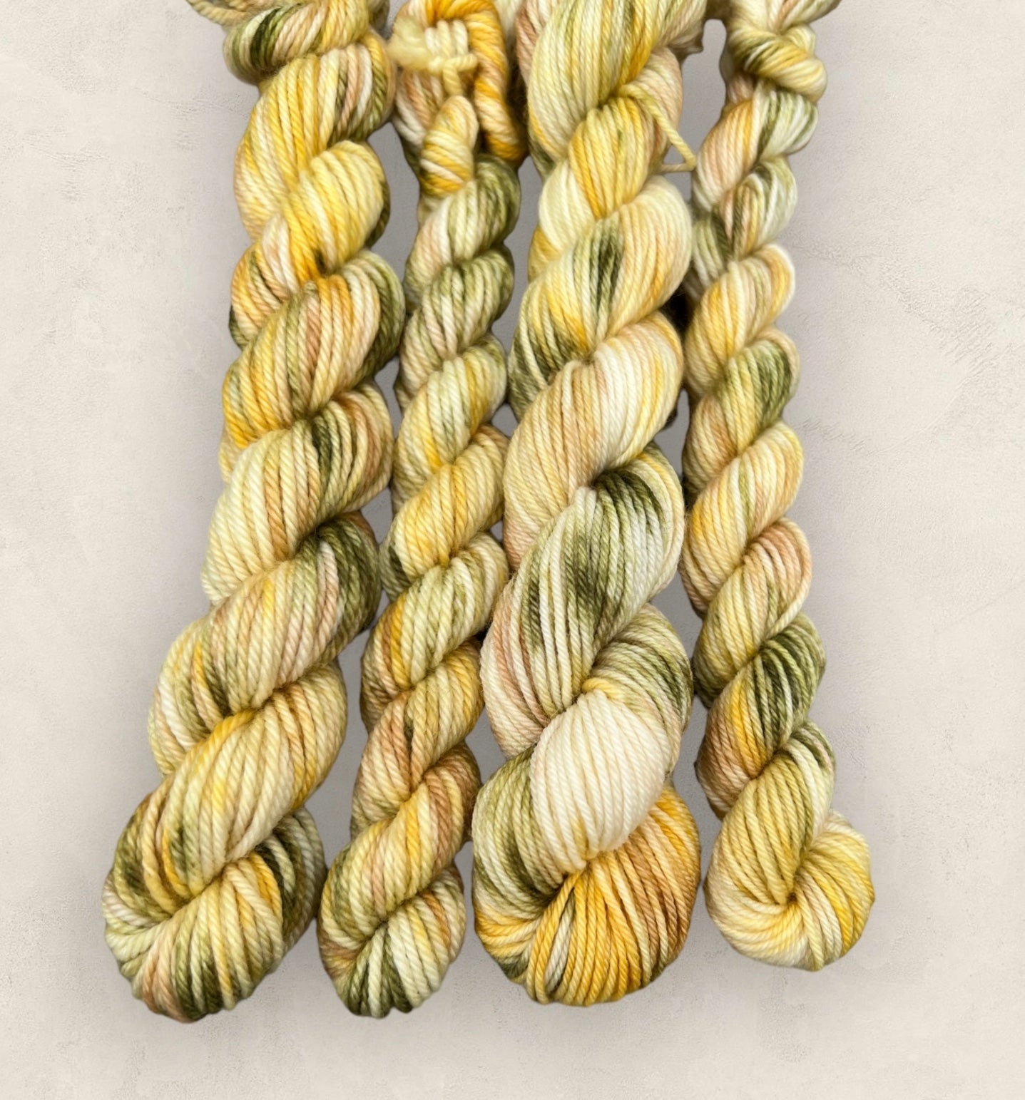 Meadow 4 Ply or DK Yarn 20g - 10g Mini Skein M60 image 4