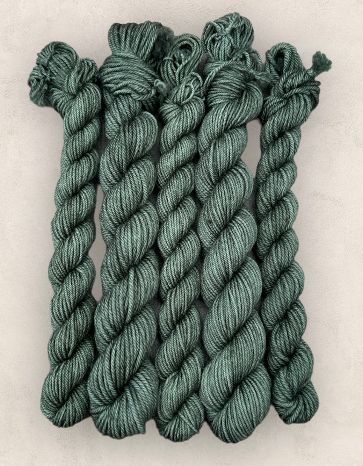 4 Ply or DK Yarn 100g- 50g - 20g -10g Dark Green M91 image 3