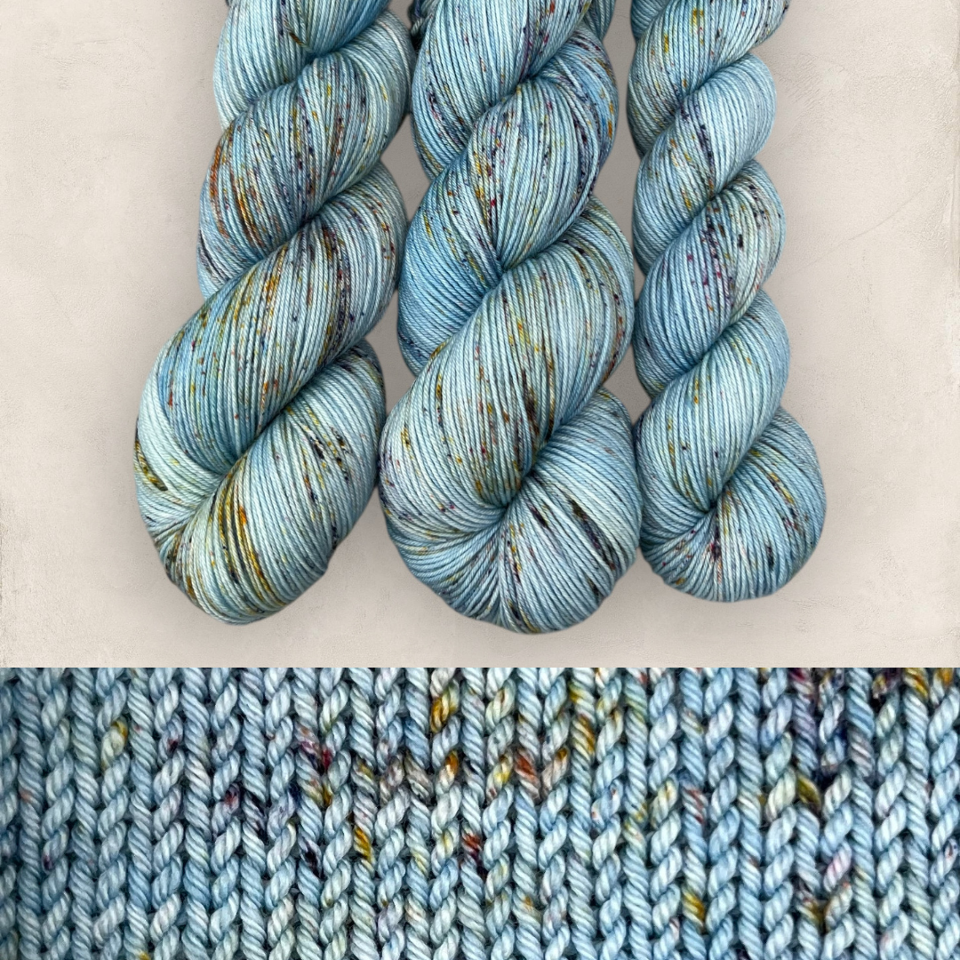 Mahoe Tweed Effect DK Hand Dyed Yarn