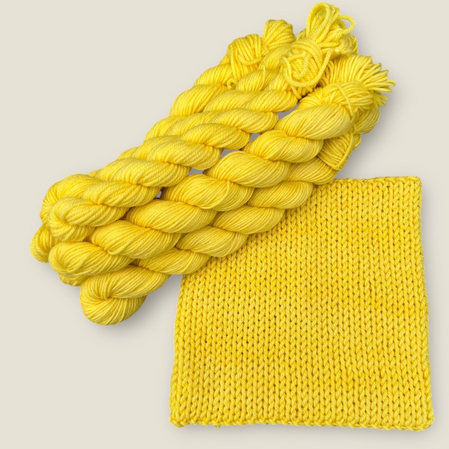 4 Ply or DK Yarn 100g- 50g - 20g -10g Citrus Yellow G16 image 3