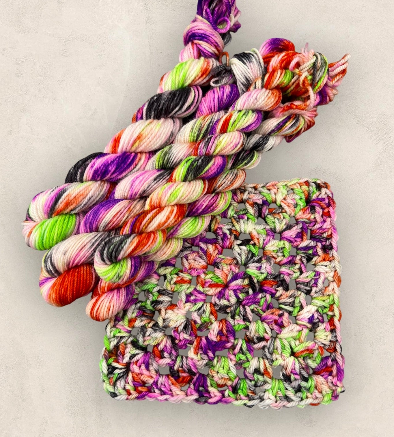 Halloween Spell 4 Ply, DK Yarn 20g - 10g Mini Skein M88 image 2