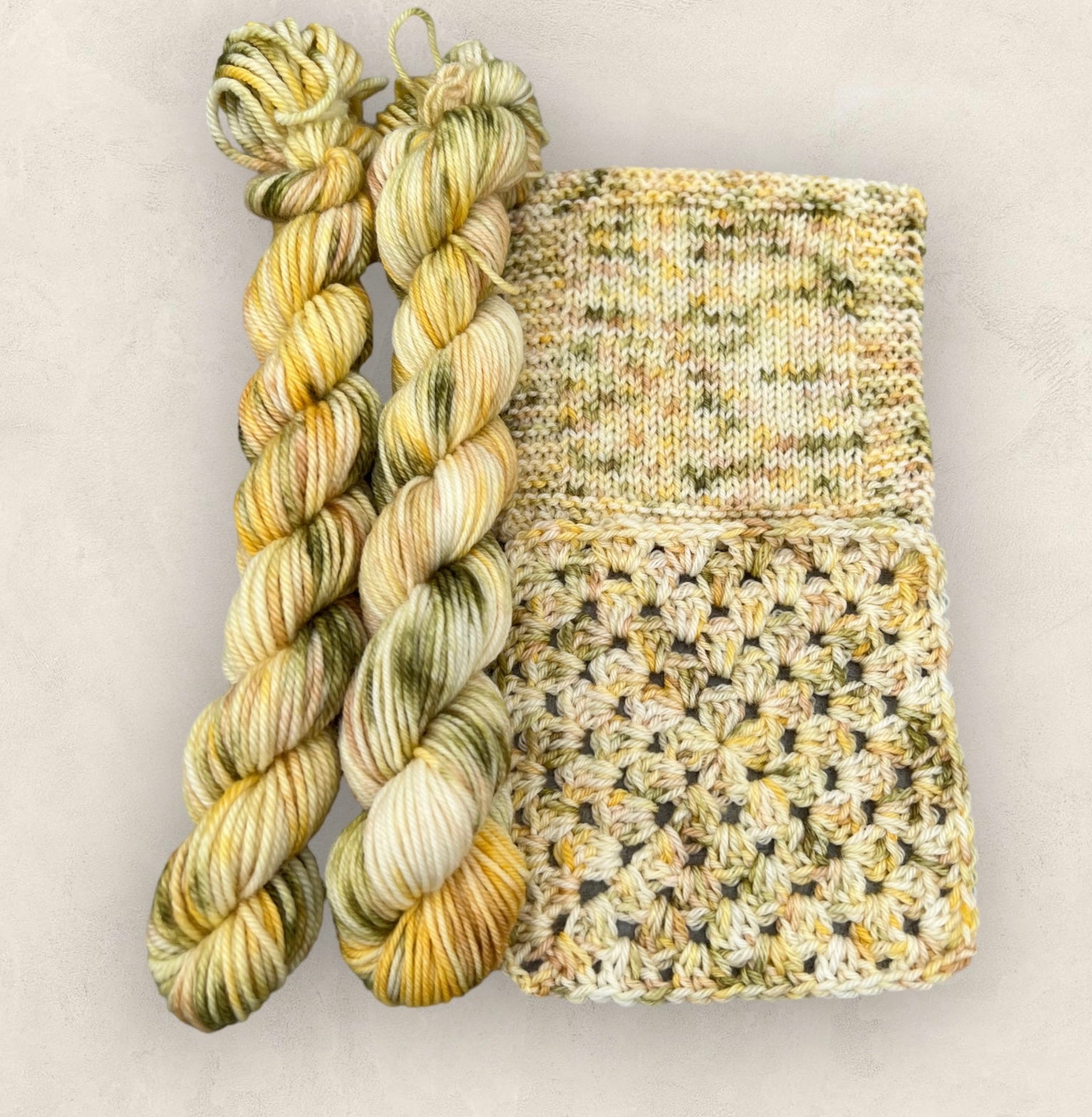 Meadow 4 Ply or DK Yarn 20g - 10g Mini Skein M60 image 2