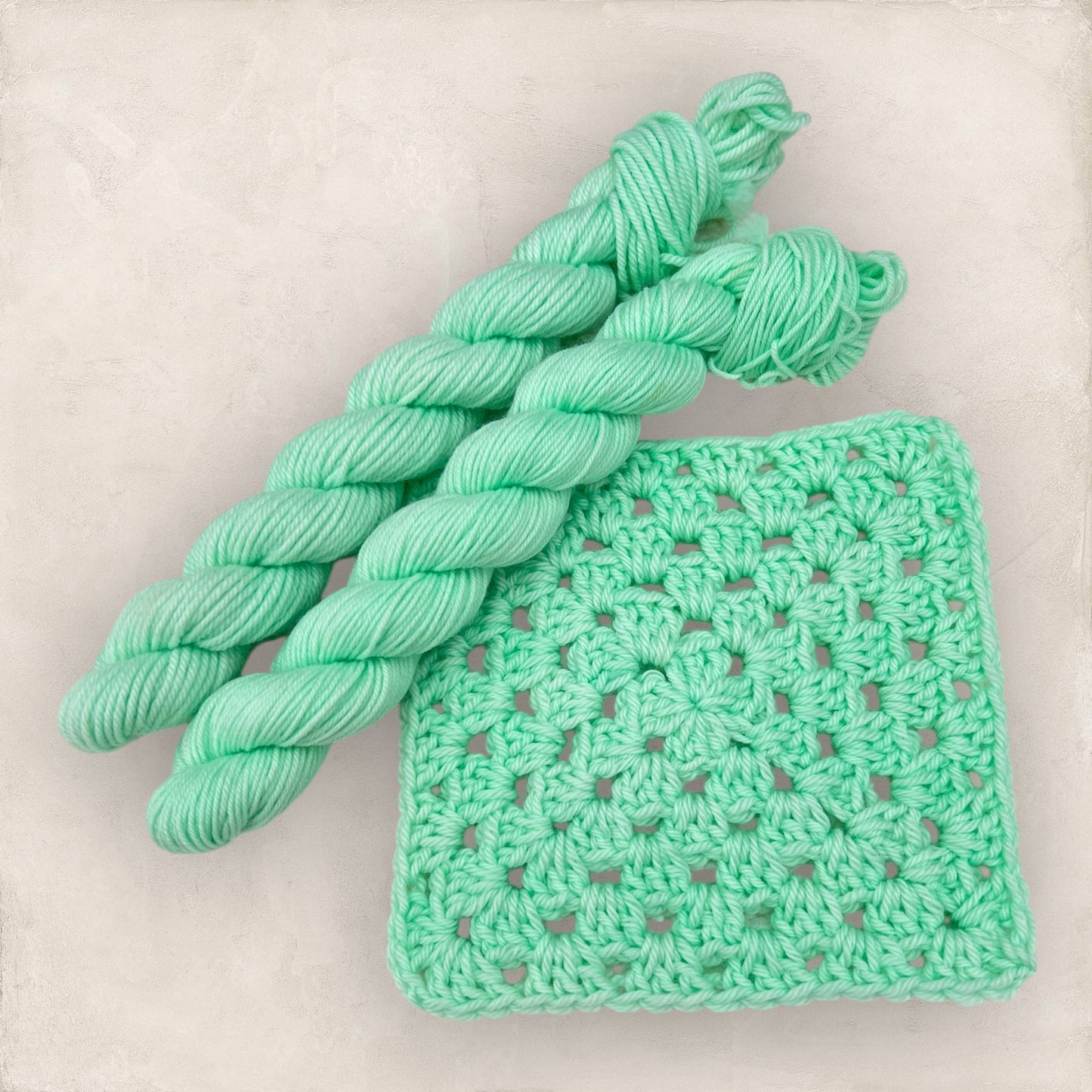 4 Ply or DK Yarn 100g- 50g - 20g -10g Spearmint Green P339 image 2