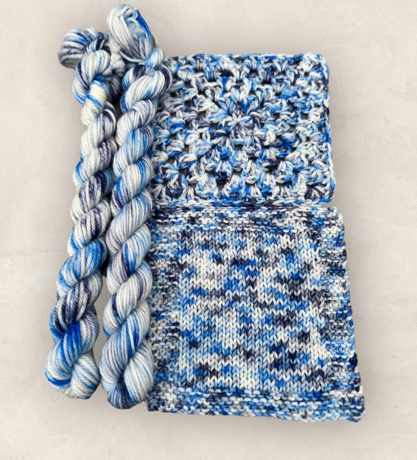 4 Ply, DK Yarn 20g - 10g Mini Skein  Blue  M56 image 4