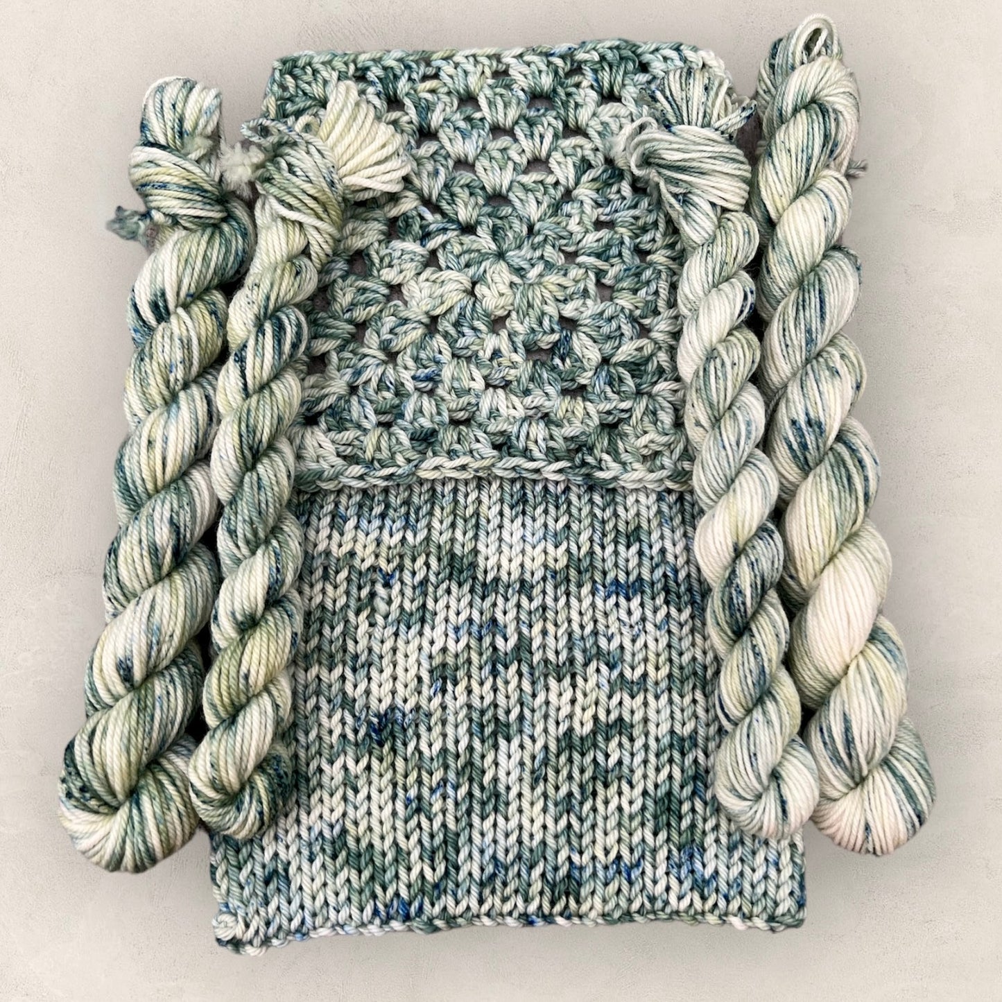 Forest Dew 4 Ply, DK Yarn 20g - 10g Mini Skein M84 image 1