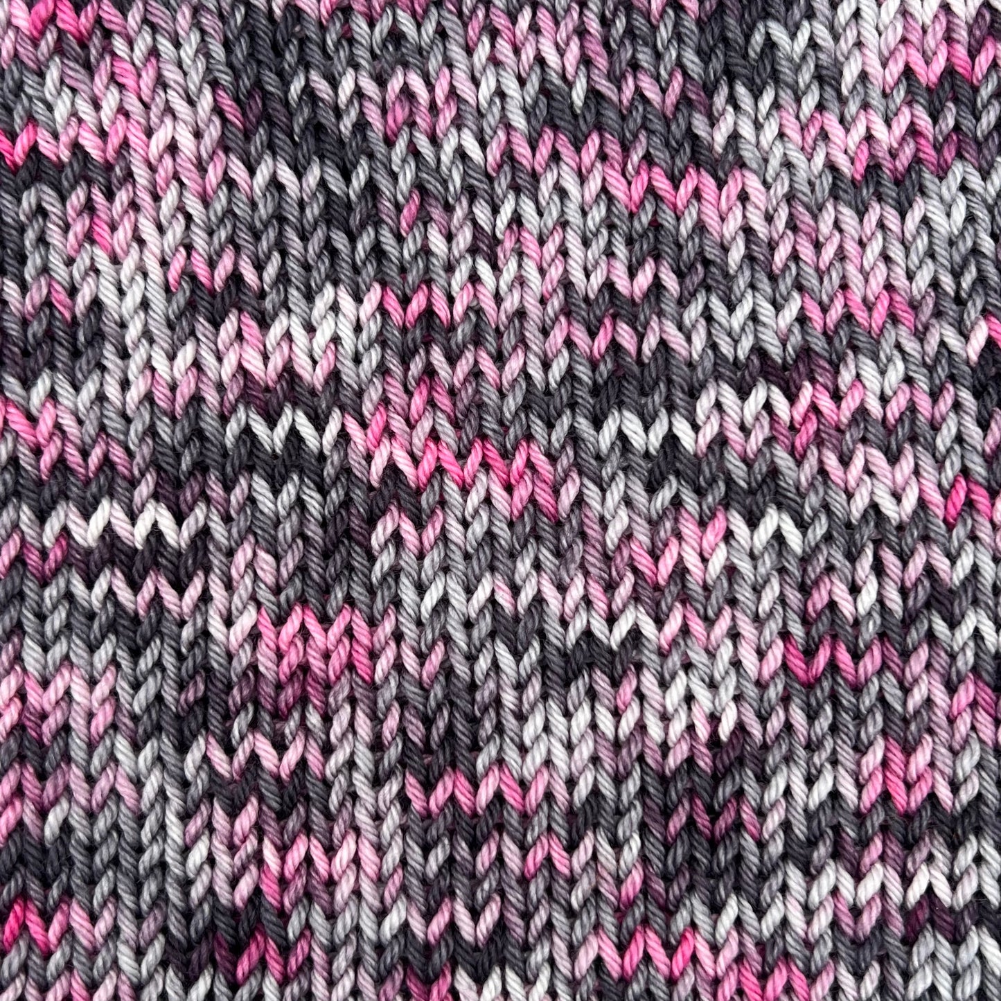 Midnight Blush 4 Ply - DK Yarn 20g - 10g Mini Skein