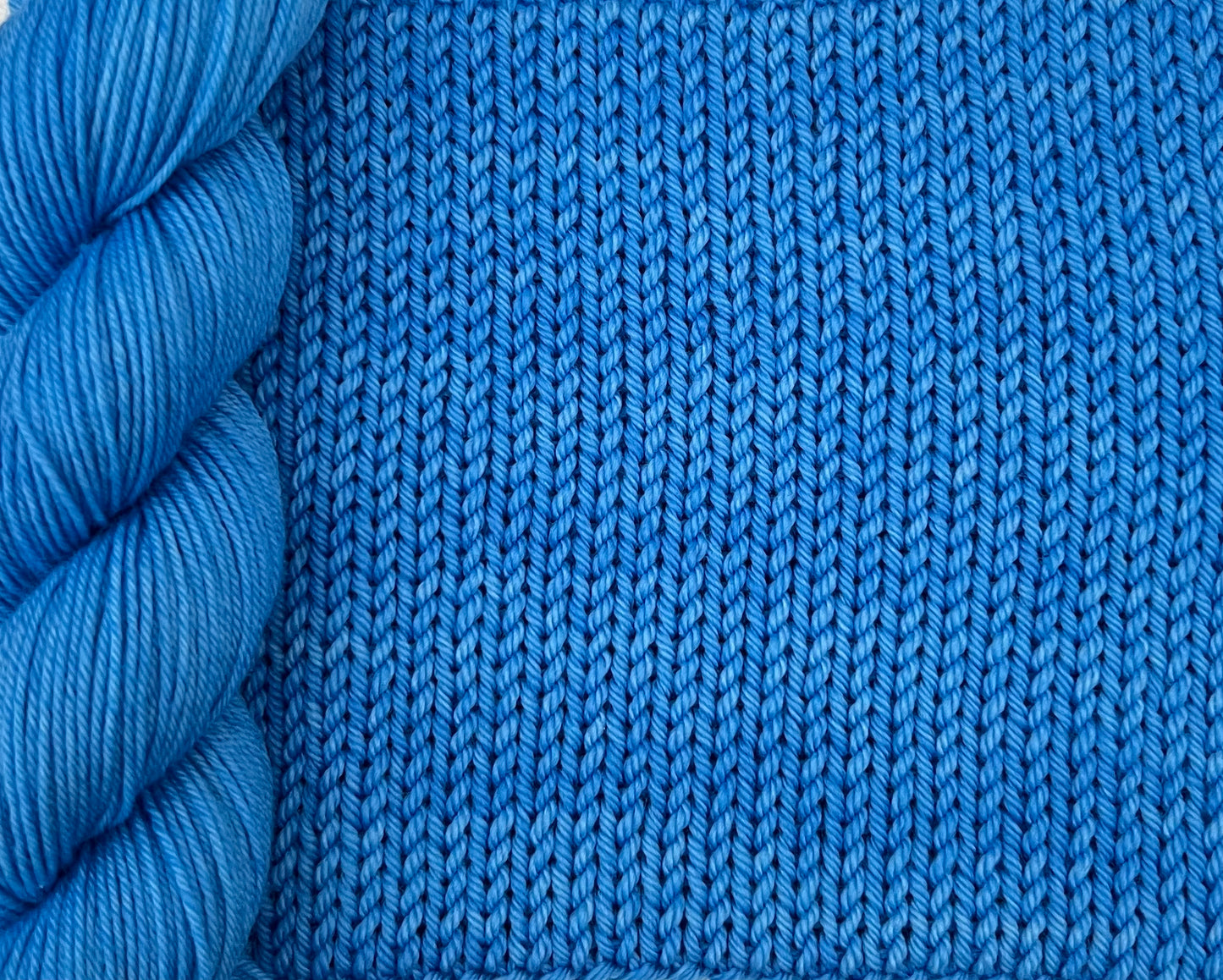 4 Ply or DK Yarn 100g- 50g - 20g -10g Blue Monday P70 image 0