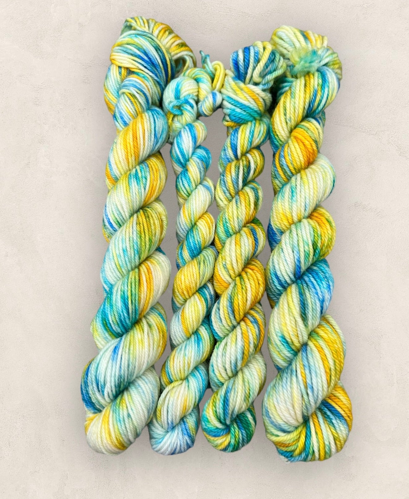 Ocean Gold - 4 Ply, or DK Yarn 20g - 10g Mini Skein M23 image 1