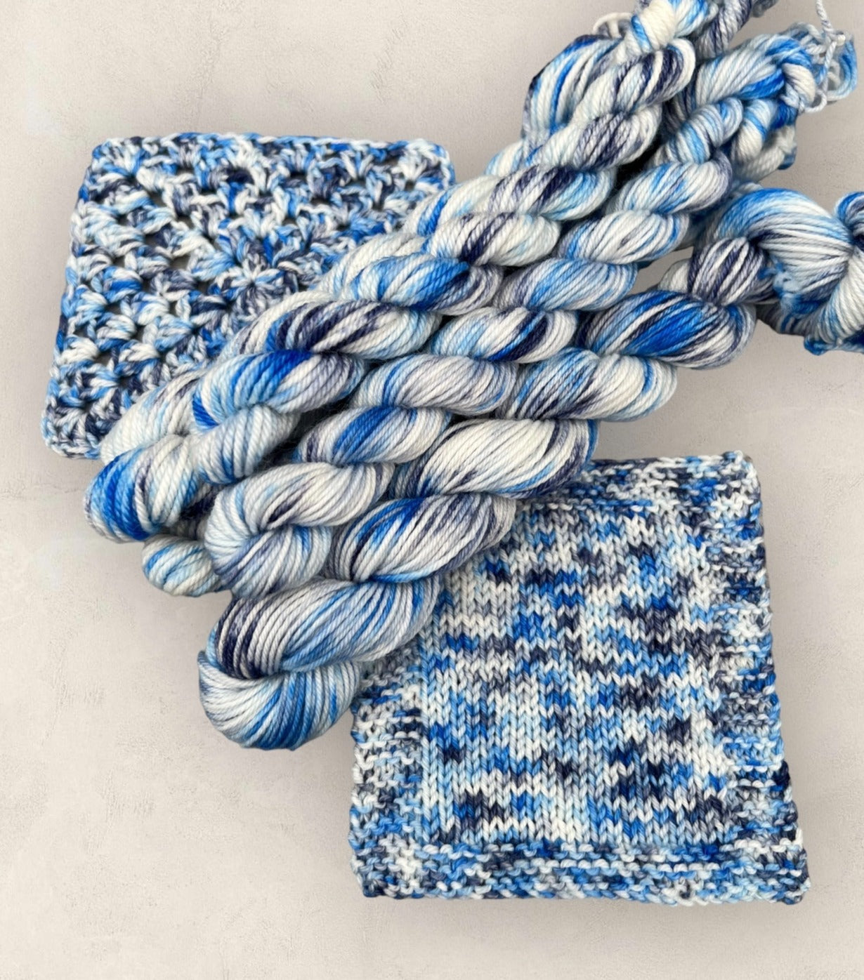 4 Ply, DK Yarn 20g - 10g Mini Skein  Blue  M56 image 0