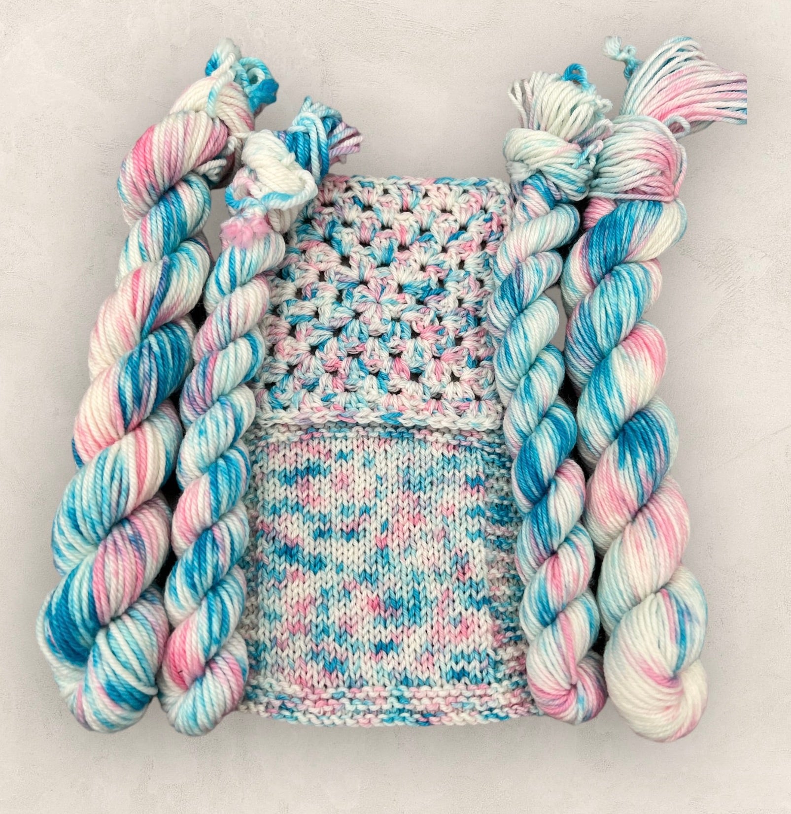 Ocean Rose 4 Ply or DK Yarn 20g - 10g Mini Skein M04 image 1