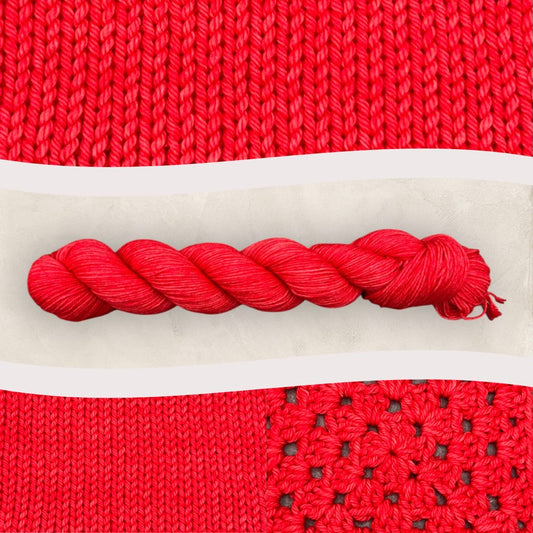 4 Ply or DK Yarn 100g- 50g - 20g -10g Red P94