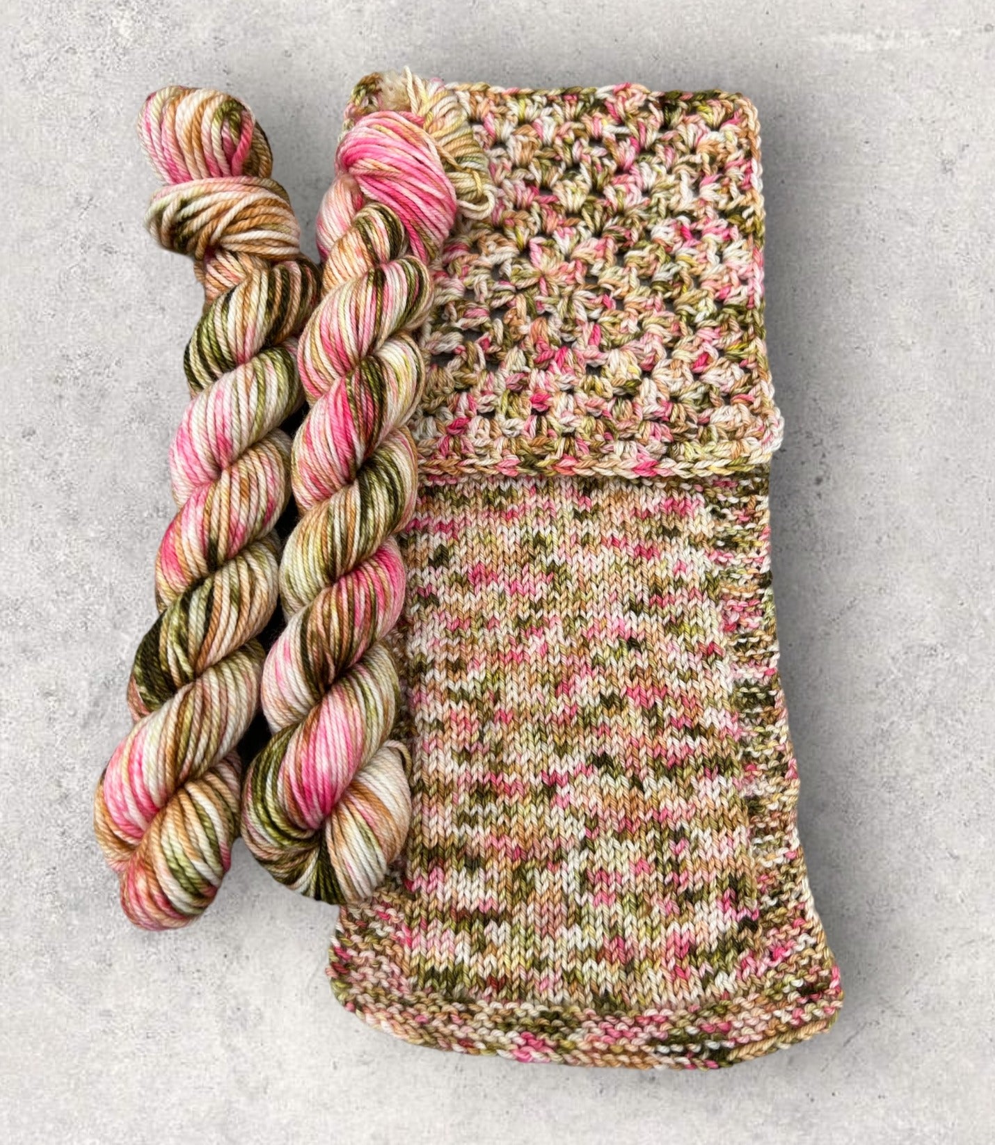Christmas Rose 4 Ply, DK Yarn 20g - 10g Mini Skein M61 image 4