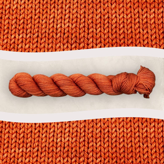 4 Ply or DK Yarn 100g- 50g- 20g- 10g Burnt Orange P85