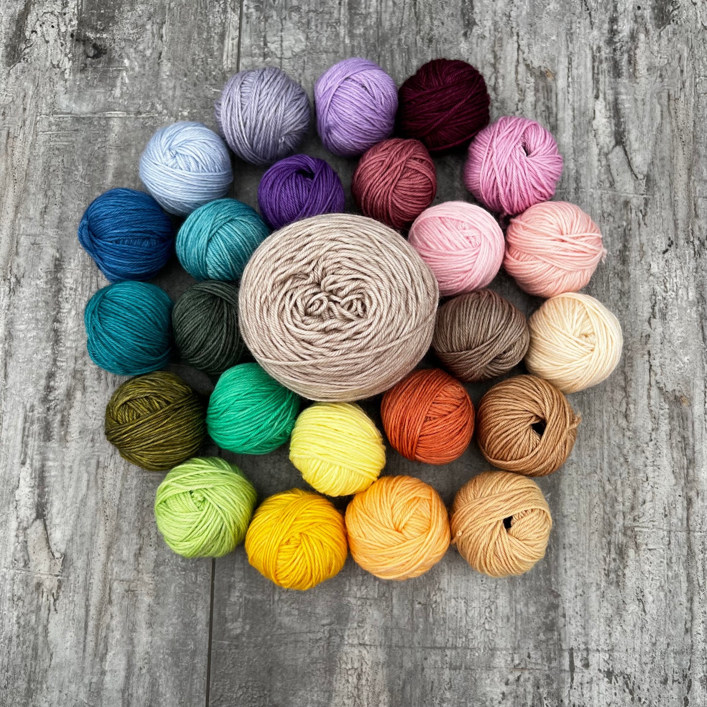 24 x 5g Mini Skein Balls + Main Skein Semi Solid Tonal