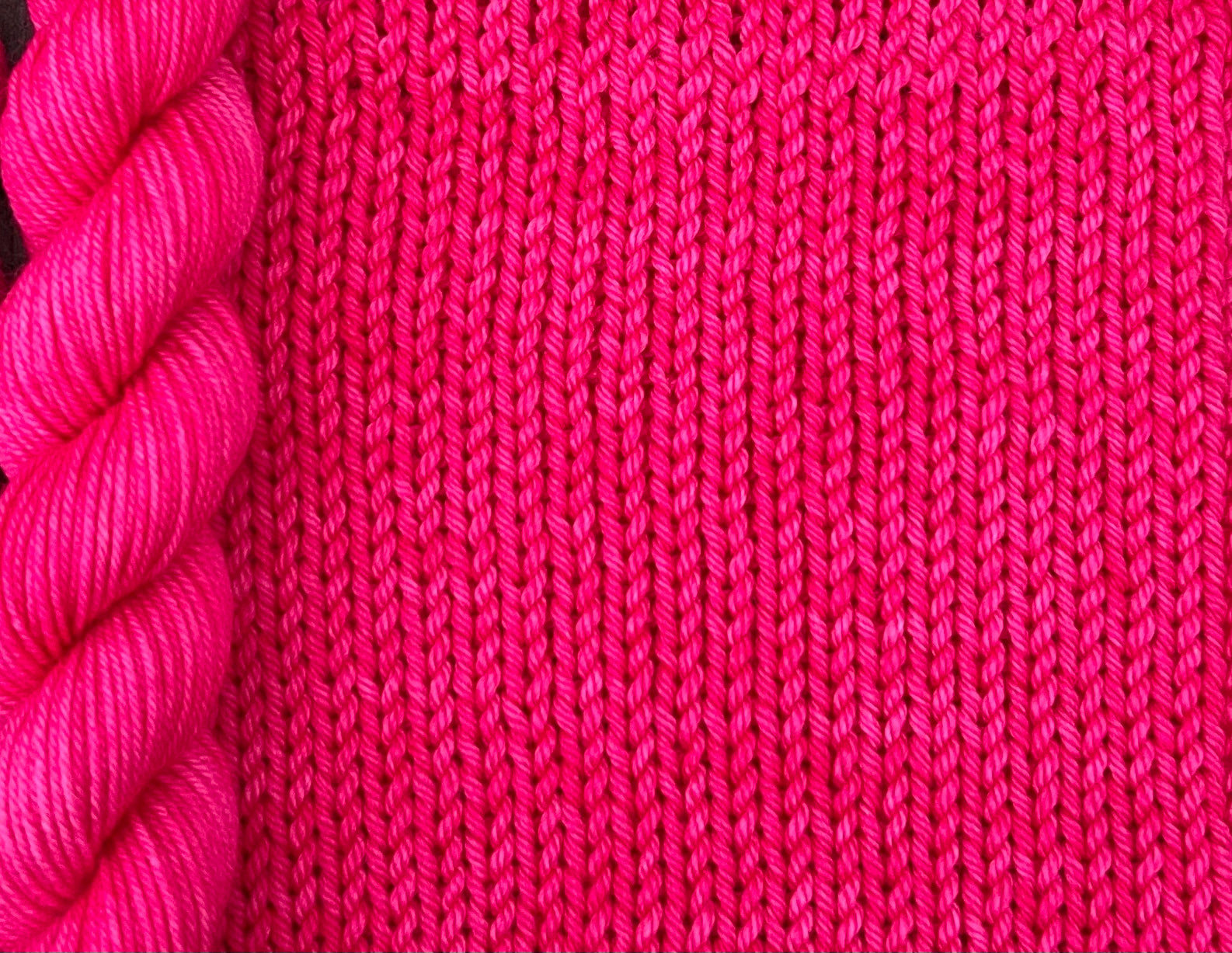4 Ply or DK Yarn 100g- 50g - 20g -10g Fuchsia P82 image 0