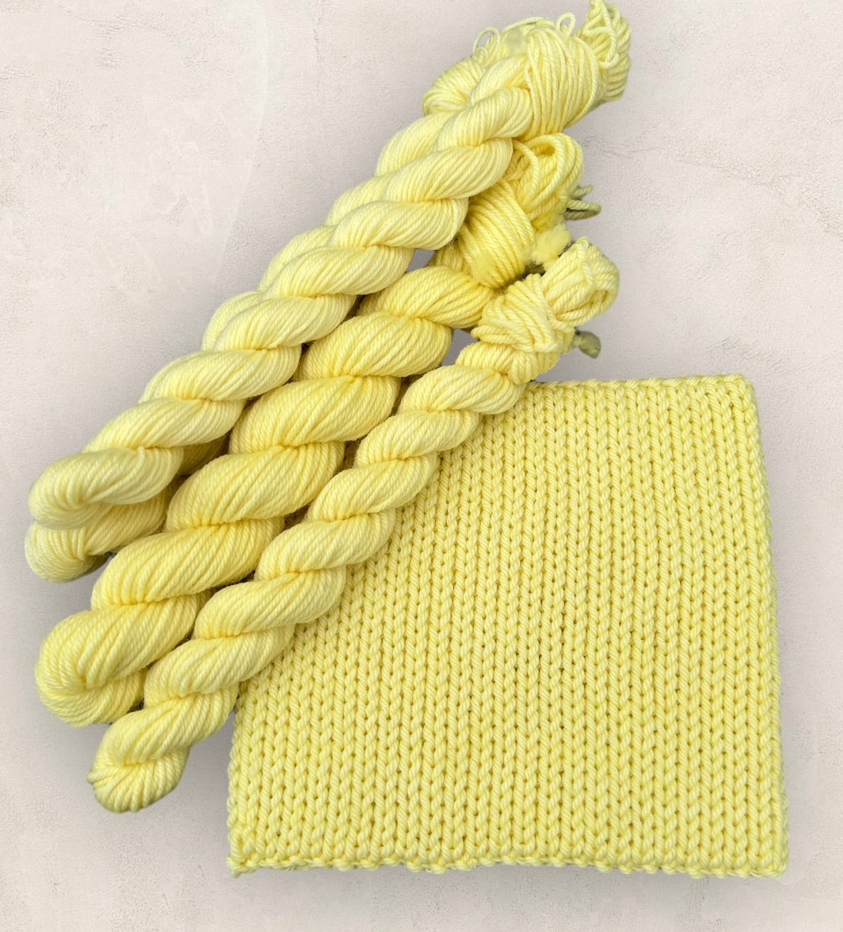 4 Ply or DK Yarn 100g- 50g - 20g -10g Luscious Lemon M42 image 1