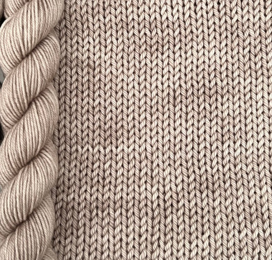 4 Ply or DK Yarn 100g- 50g - 20g -10g Light Brown P81 image 0