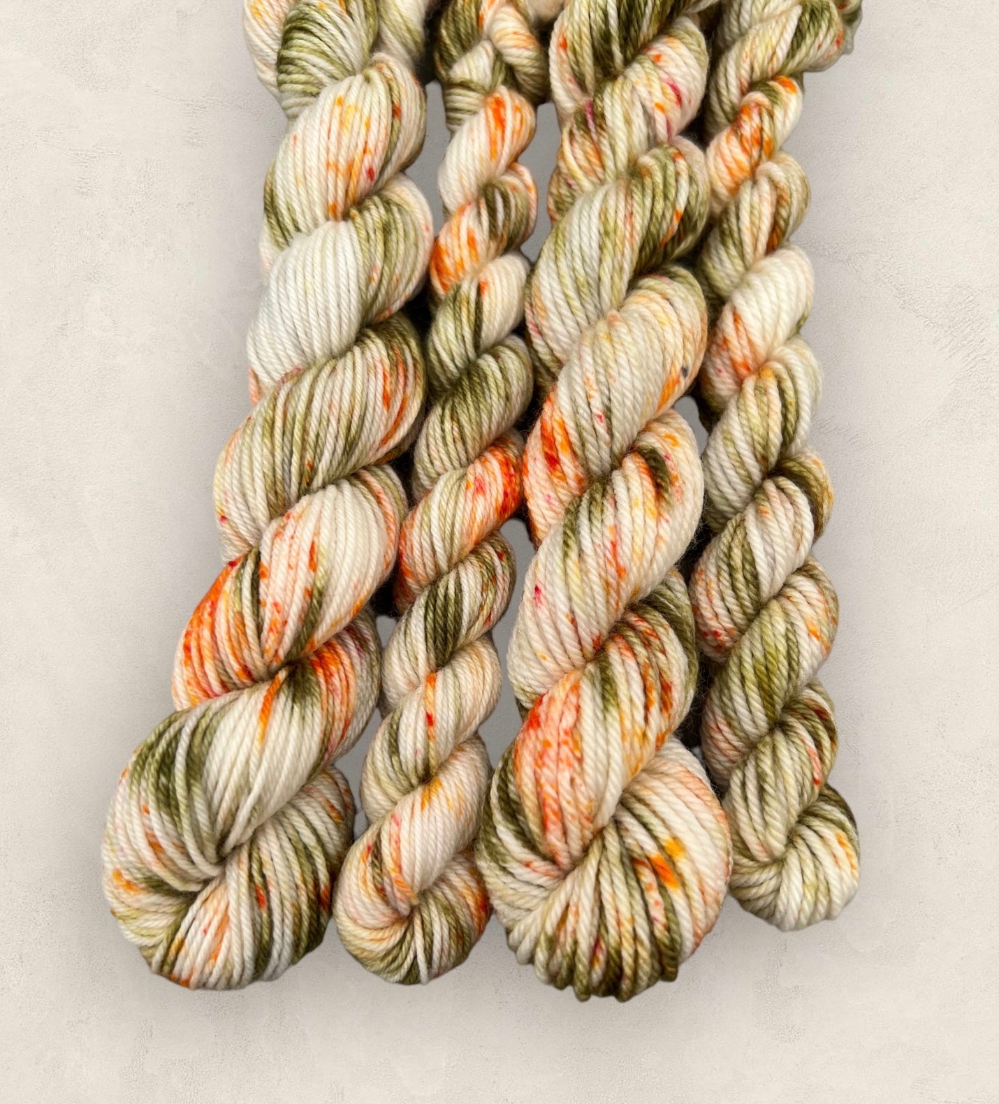 Harvest Berry - 4 Ply or DK Yarn 20g - 10g Mini Skein M57 image 3