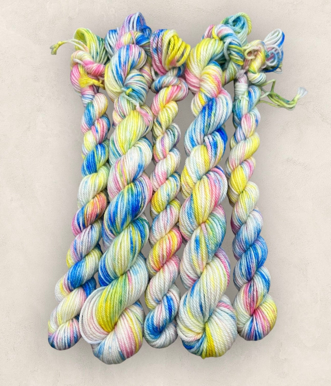 Day Dream 4 Ply or DK Yarn 20g - 10g Mini Skein M28 image 1